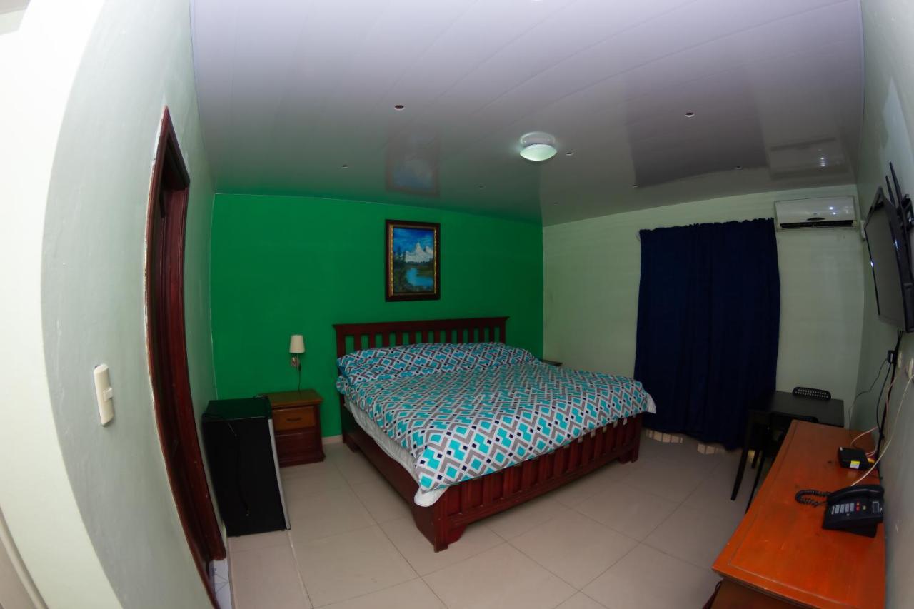 Hotel Renacer Santo Domingo Exterior foto